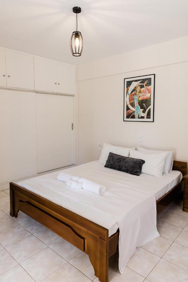 Alexandros Apartments Nydri ภายนอก รูปภาพ