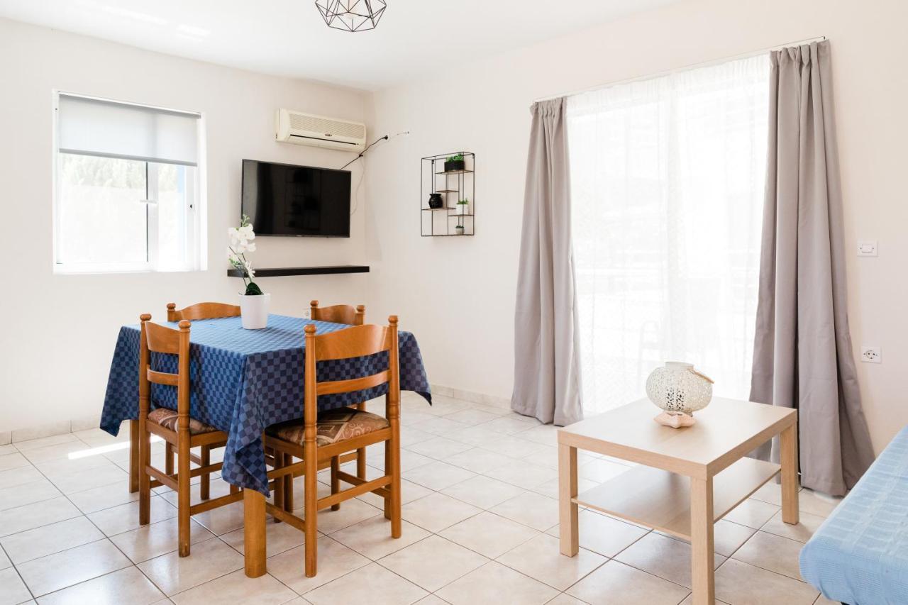 Alexandros Apartments Nydri ภายนอก รูปภาพ
